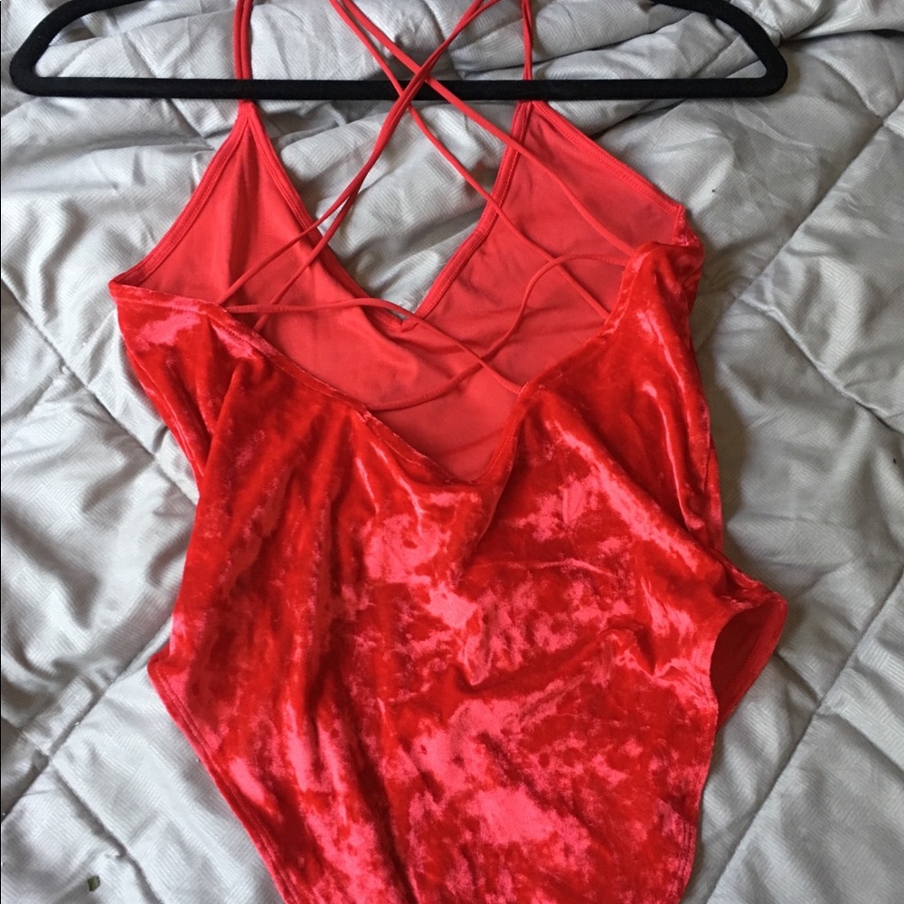 ✨red crushed velvet body suit!✨